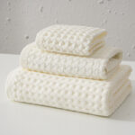 Pure Cotton Honeycomb 32 Bath Towels - Image 2
